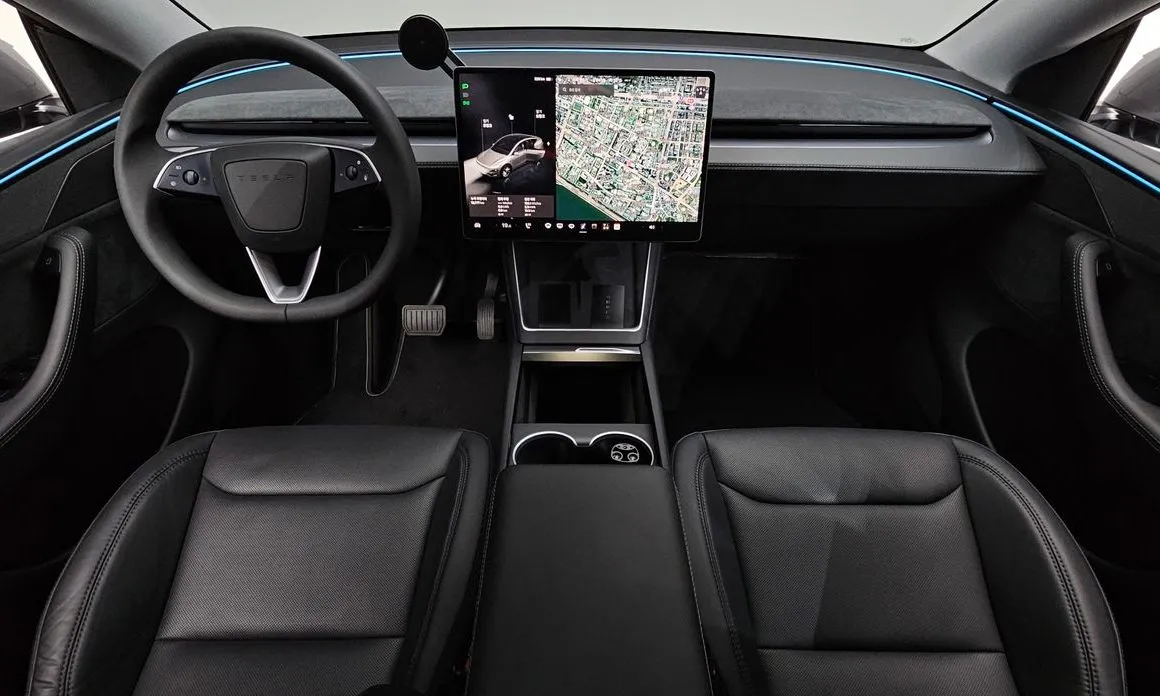 Tesla Model Y — фото 8