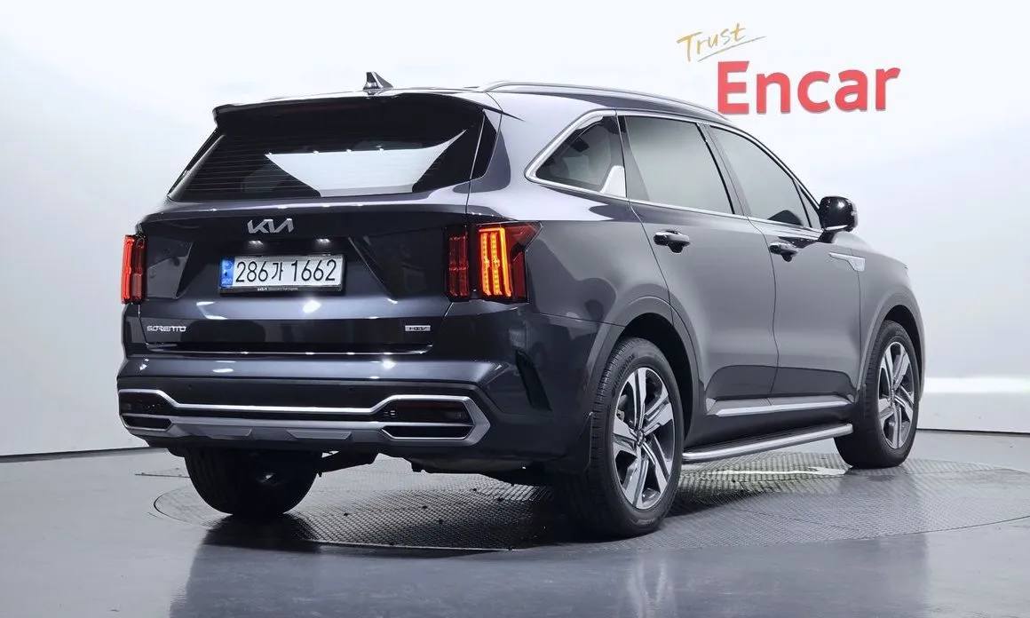 Kia Sorento — фото 7