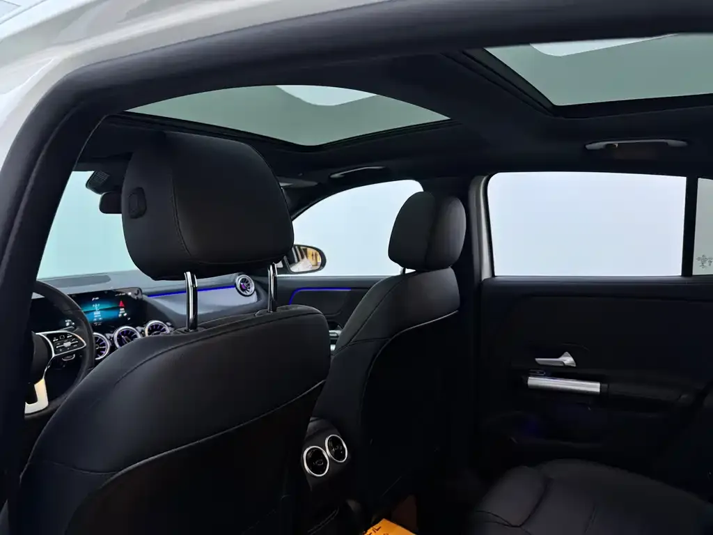 Mercedes-Benz GLA — фото 7