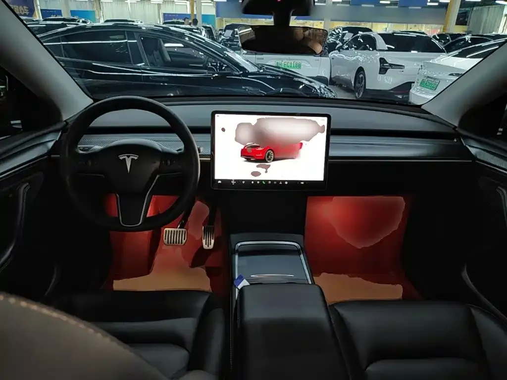 Tesla Model Y — фото 4