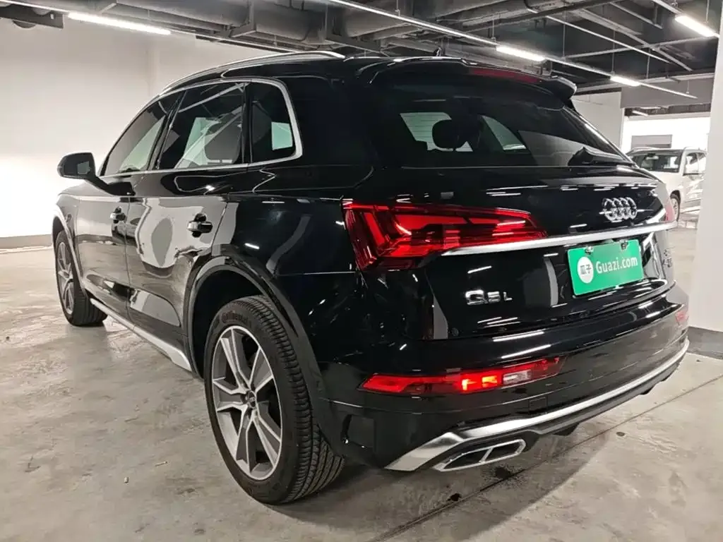 Audi Q5L — фото 4
