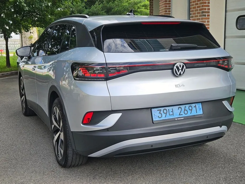 Volkswagen ID.4 — фото 5