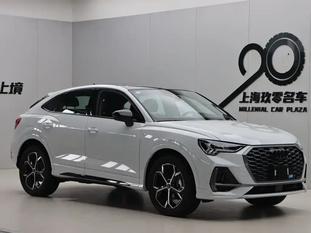 Audi Q3 Sportback — фото 1