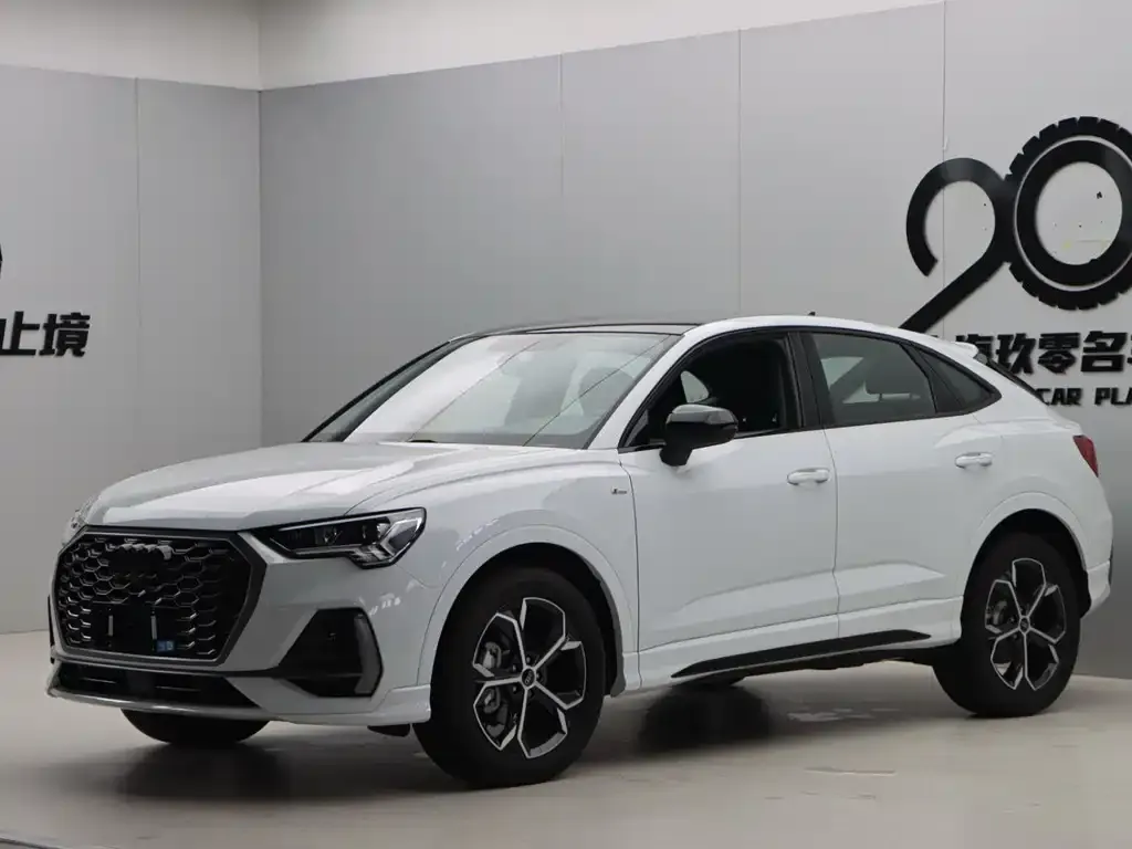 Audi Q3 Sportback — фото 5
