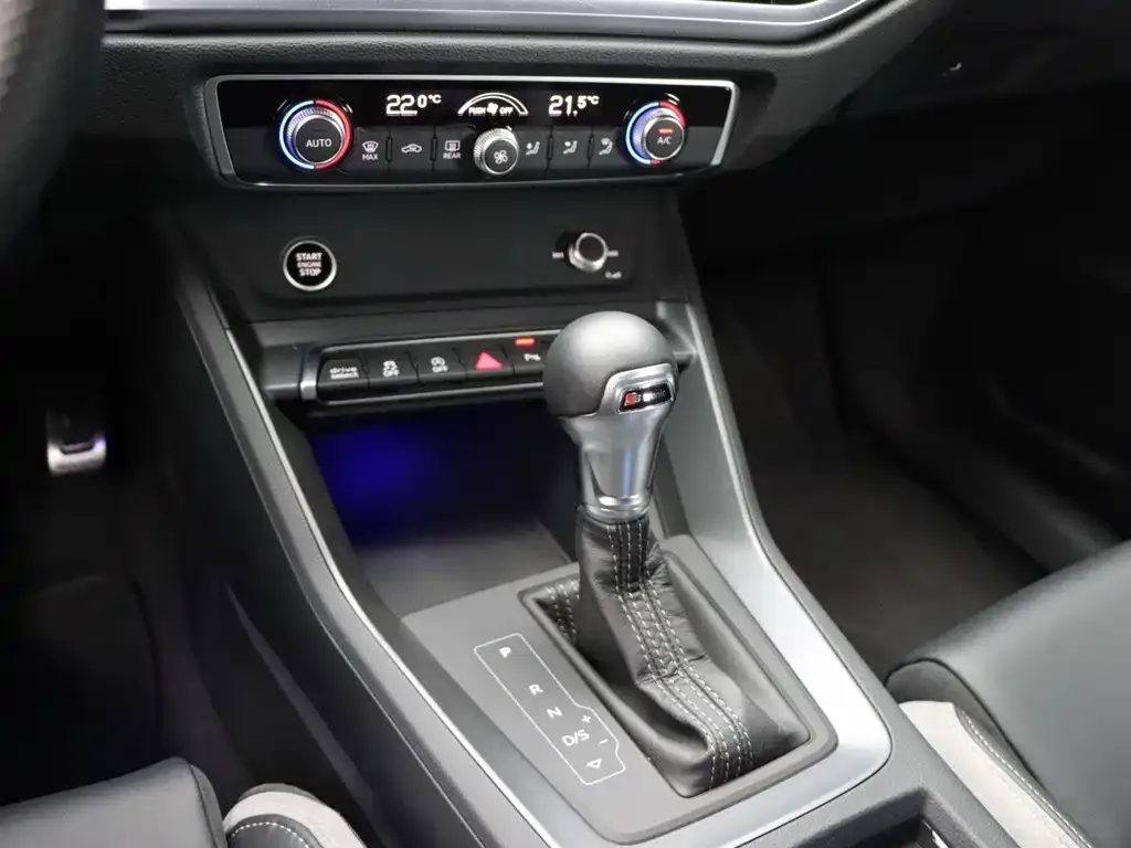 Audi Q3 Sportback — фото 4