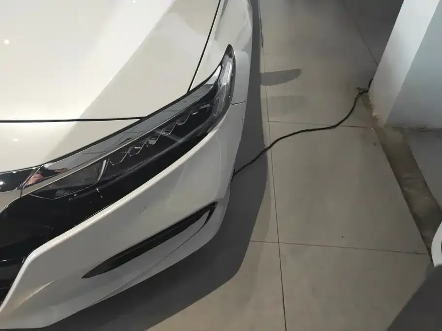 Honda Accord — фото 2