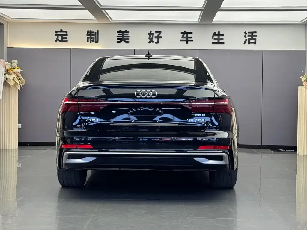 Audi A6L — фото 6