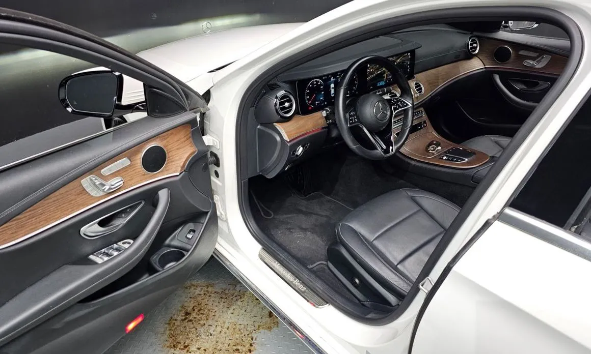 Mercedes-Benz E-Class 2023 из KR, фото 4