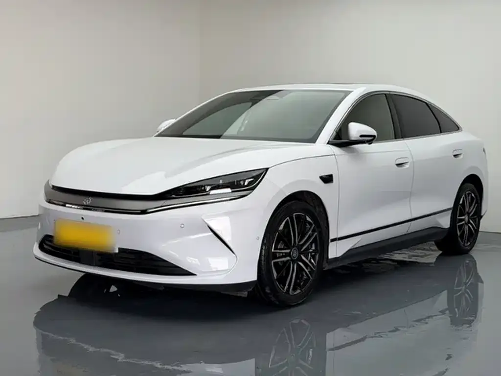BYD Qin L — фото 1