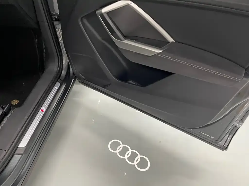 Audi Q3 2023 из CN, фото 2