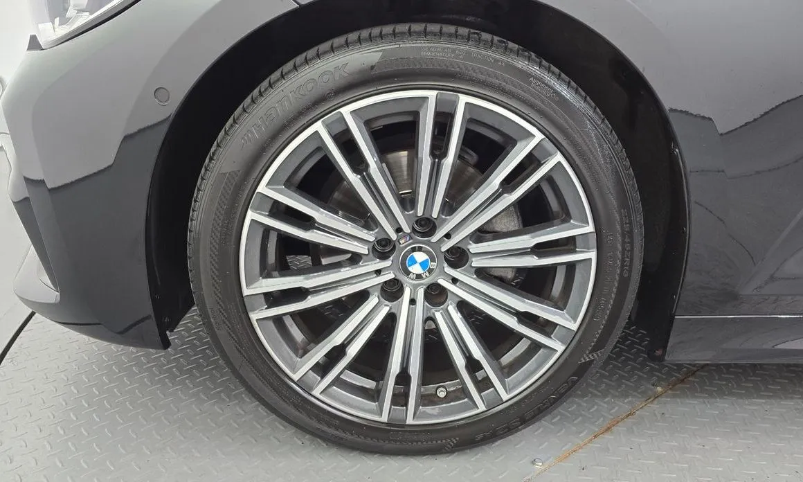 BMW 3-Series 2021 из KR, фото 7