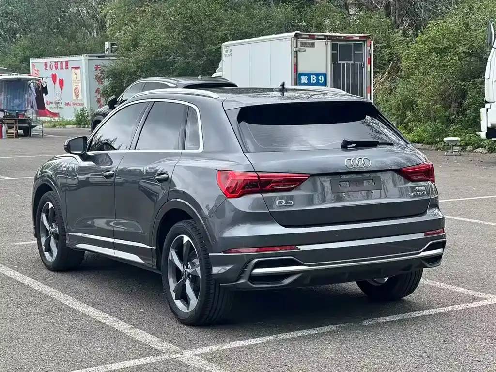 Audi Q3 — фото 7