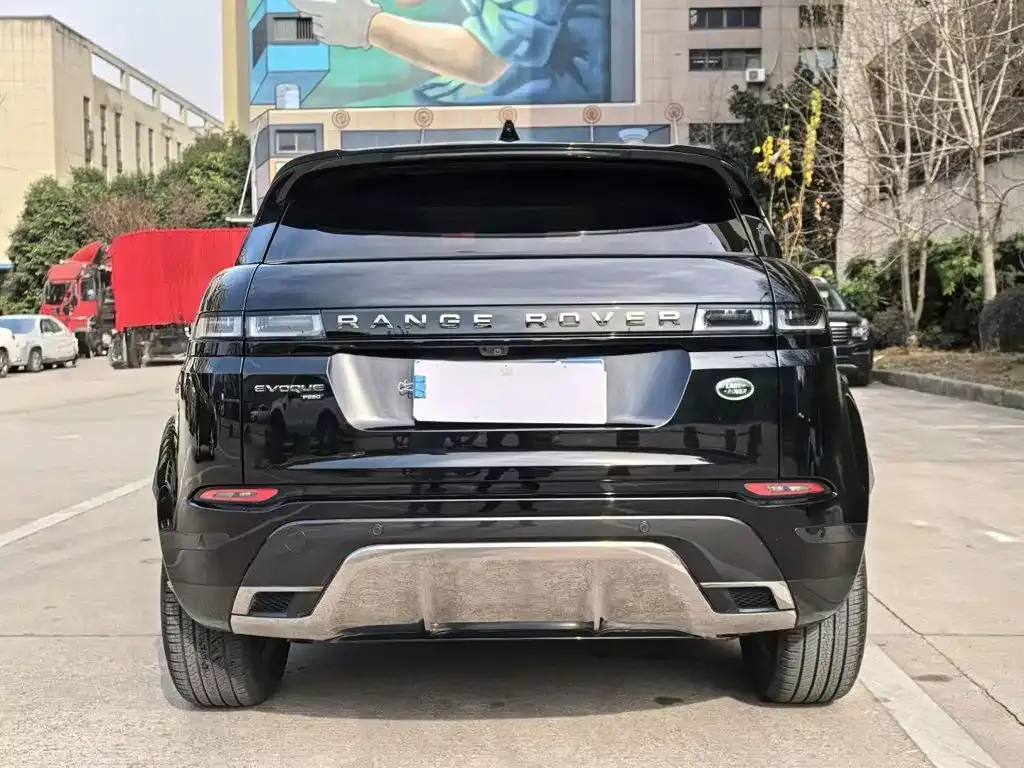 Land Rover Evoque — фото 7