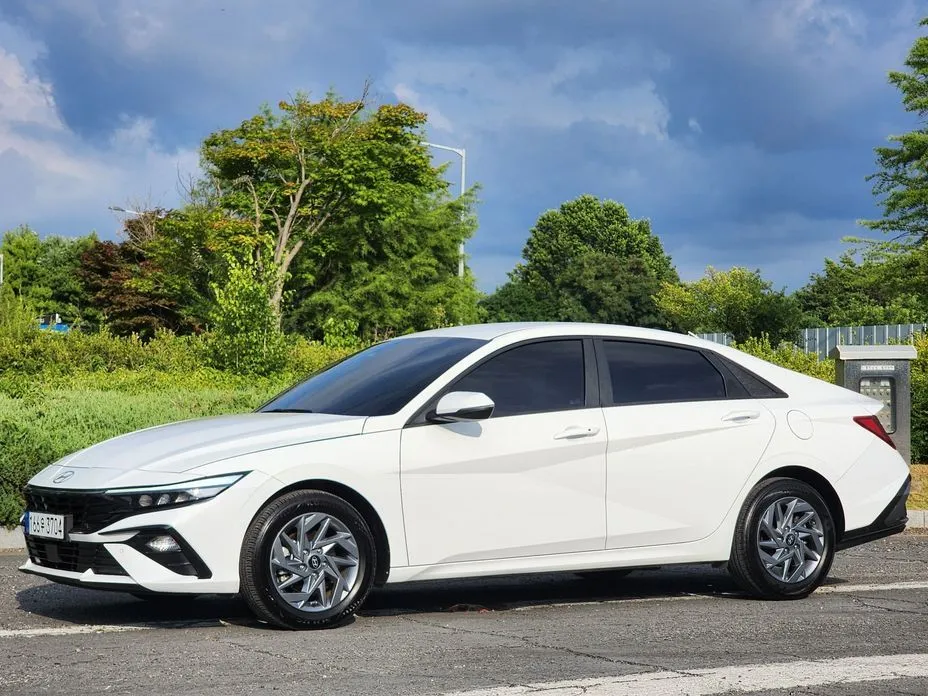 Hyundai AVANTE — фото 6