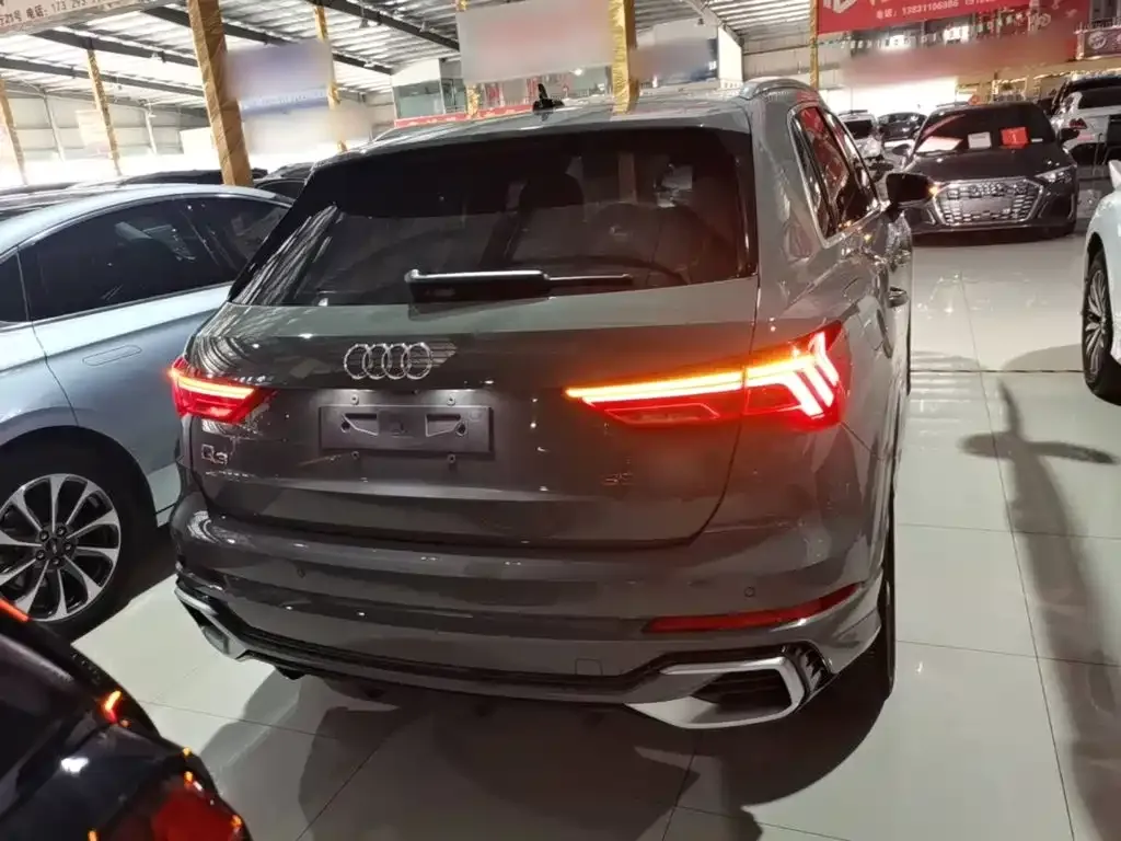Audi Q3 — фото 10