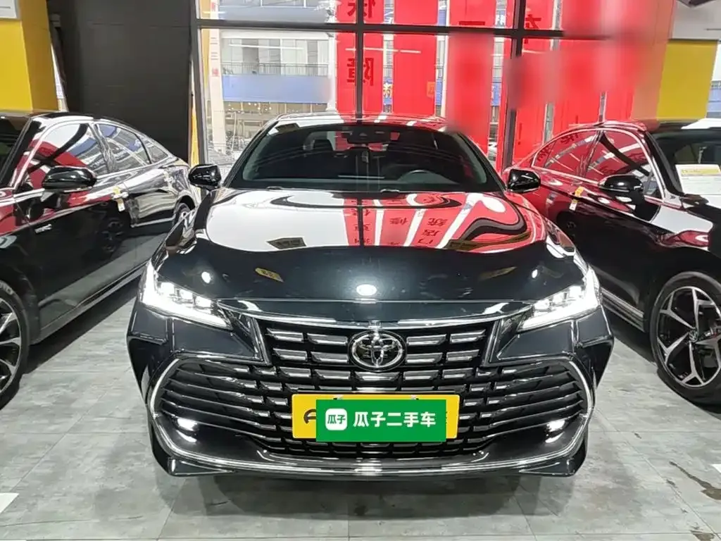 Toyota Avalon — фото 10