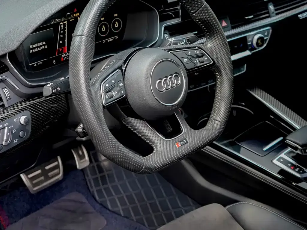 Audi RS 5 — фото 5