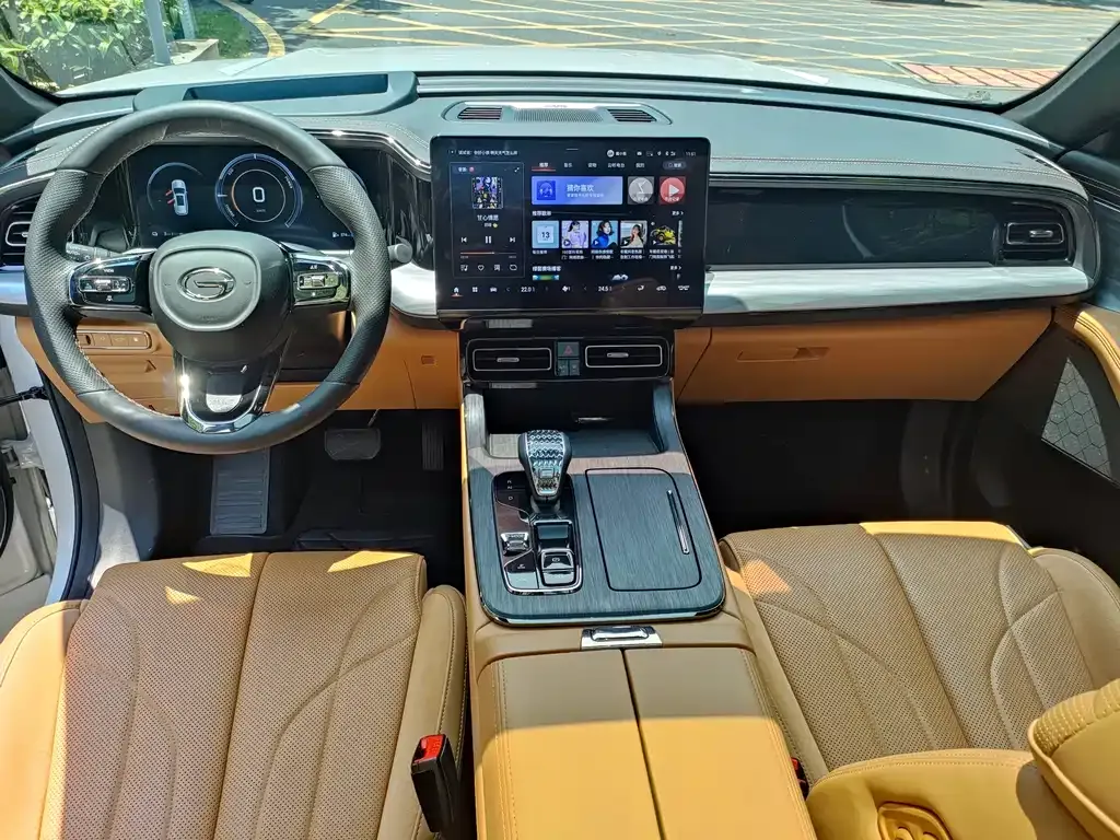 GAC Motor Trumpchi ES9 — фото 3