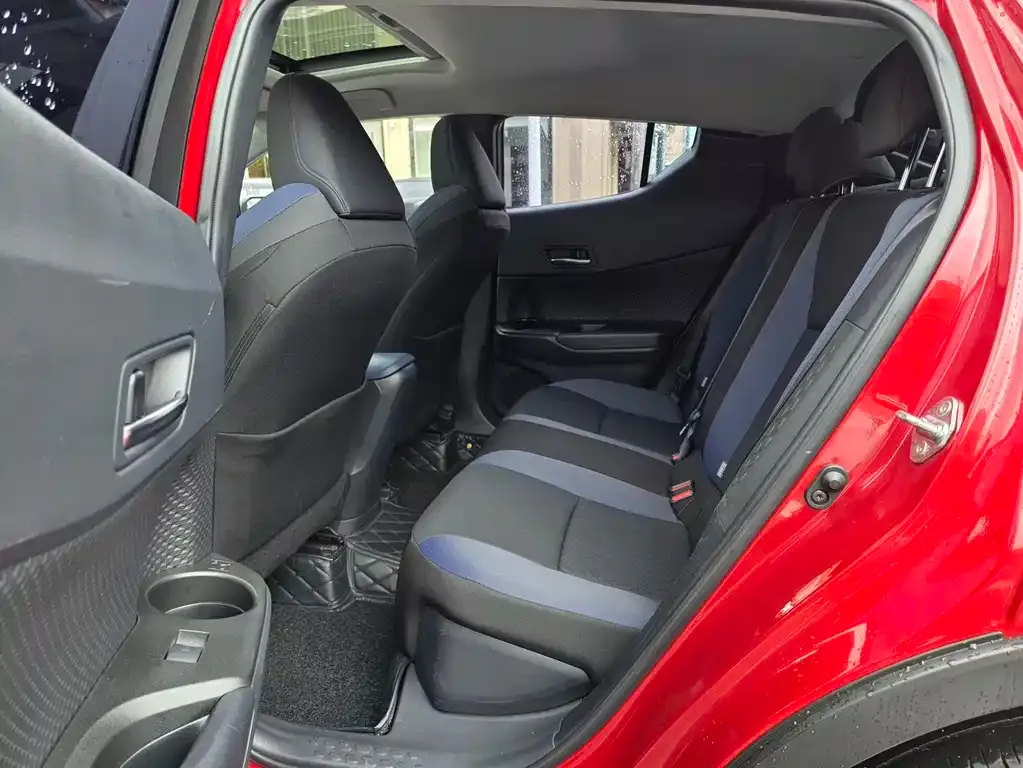 Toyota C-HR 2022 из CN, фото 4