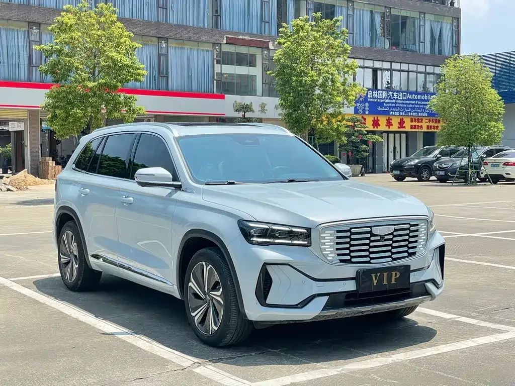Geely Xingyue L — фото 10