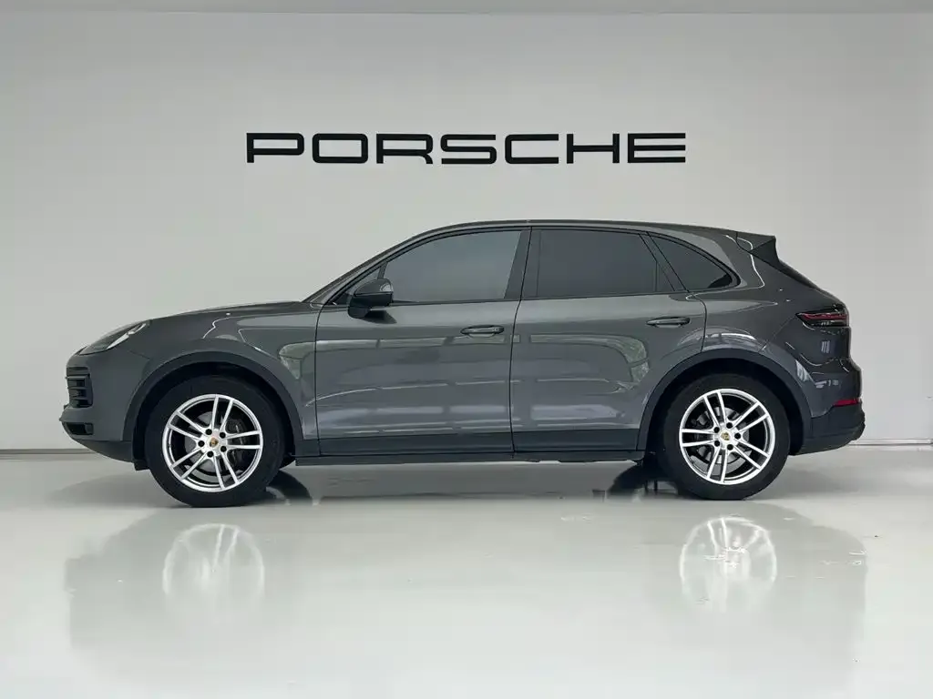 Porsche Cayenne — фото 10