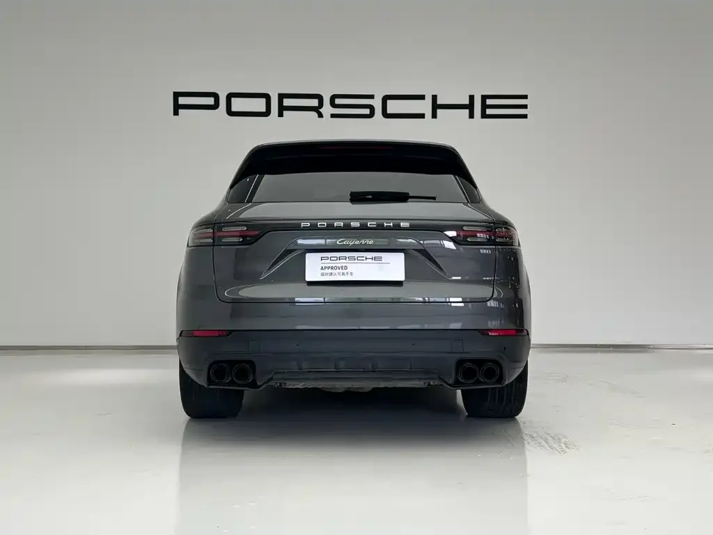 Porsche Cayenne — фото 7