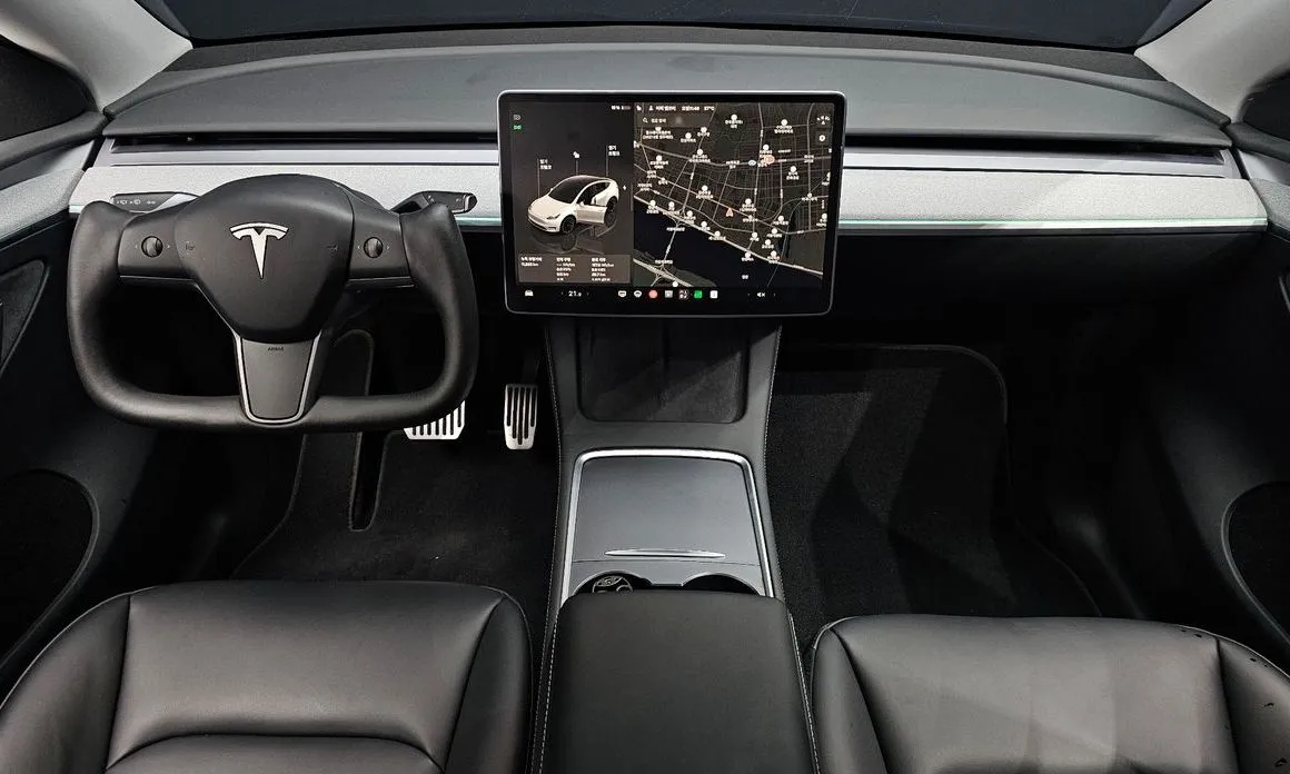 Tesla Model Y — фото 7