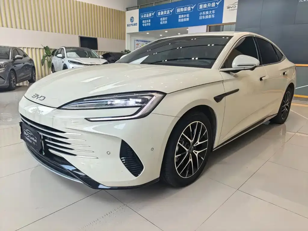 BYD Seal 07 DM-i — фото 1