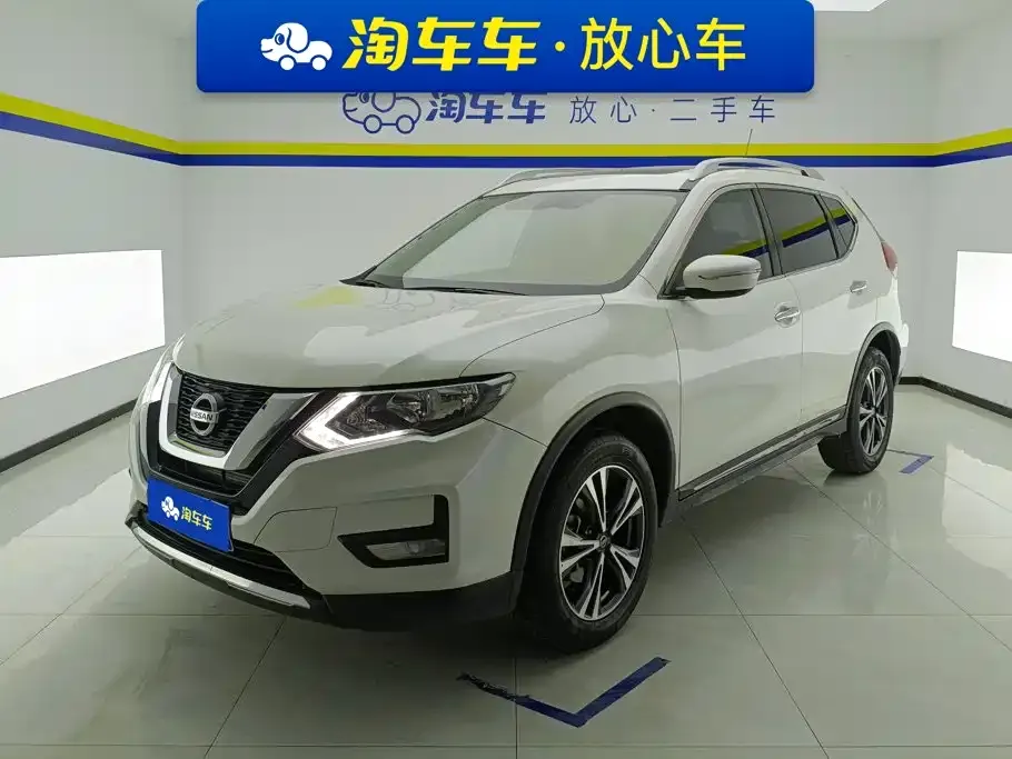 Nissan X-Trail — фото 1