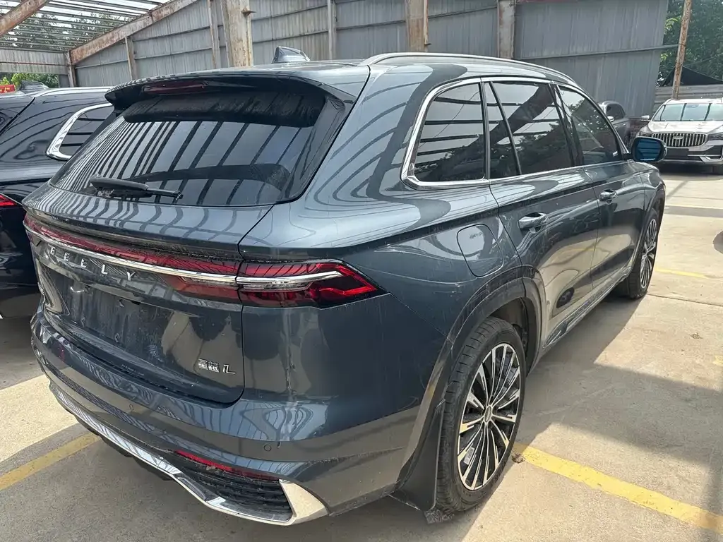 Geely Xingyue L — фото 10