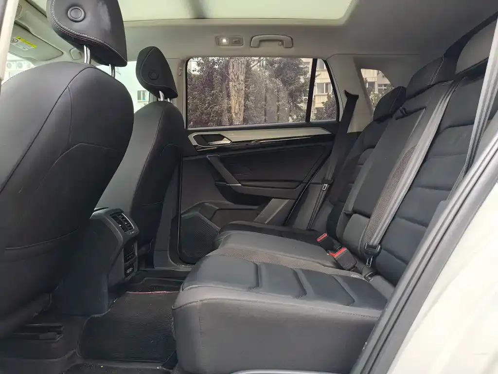 Volkswagen Tayron 2022 из CN, фото 2