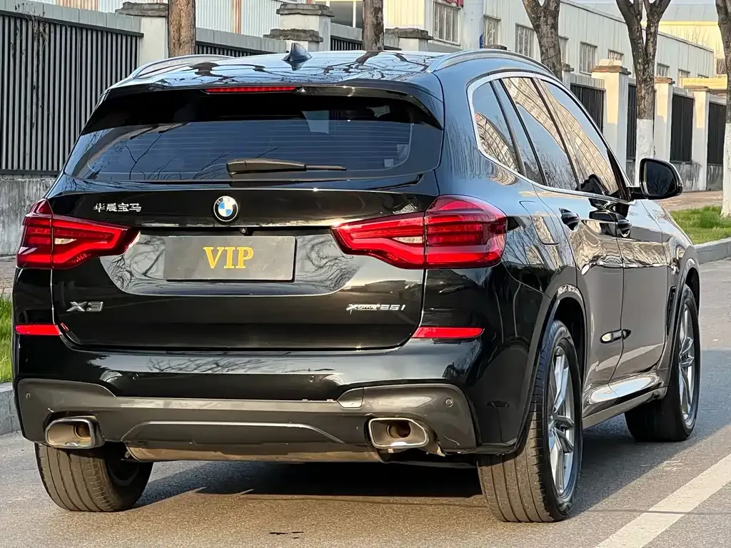 BMW X3 — фото 5