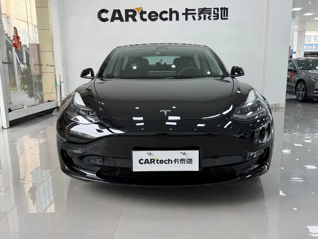 Tesla Model 3 — фото 6