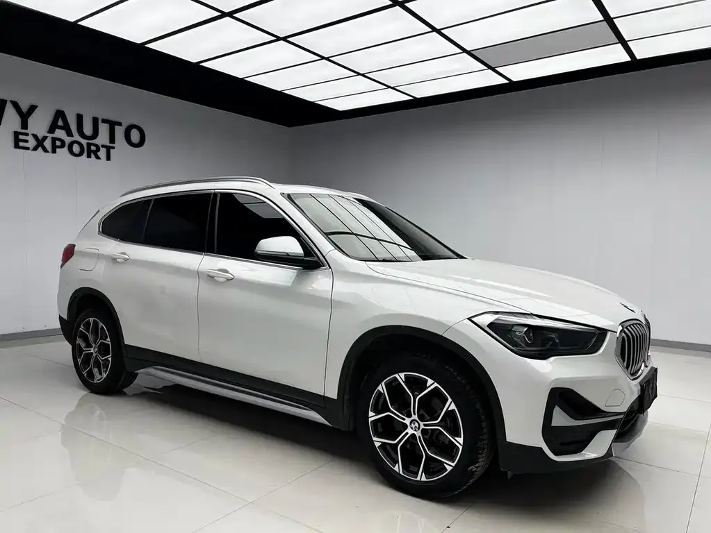 BMW X1 — фото 5