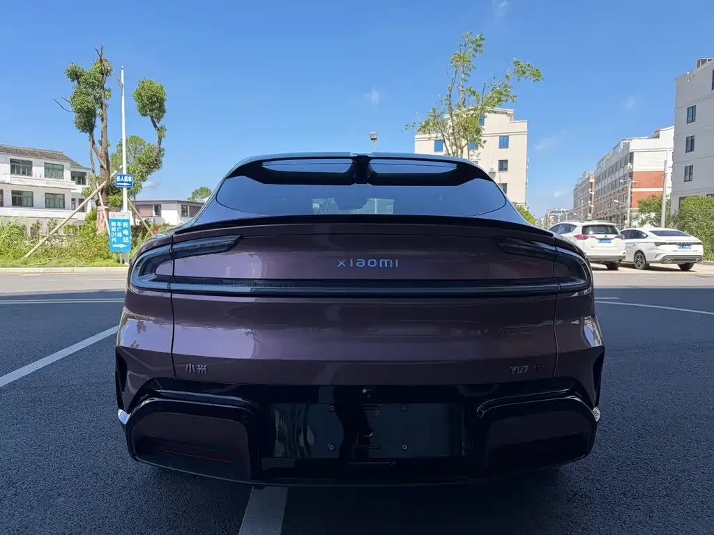 Xiaomi YU7 — фото 9