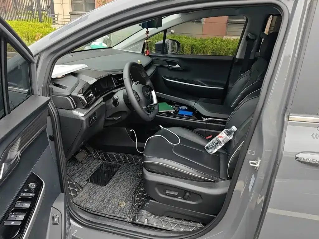 Hyundai Custo — фото 10