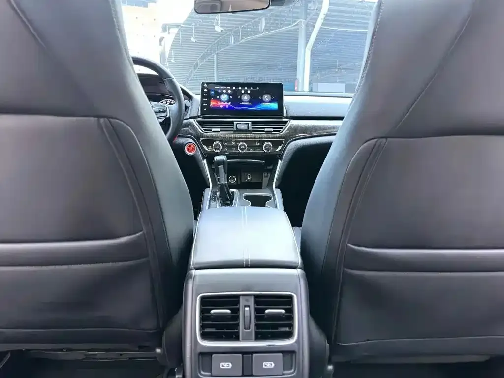 Honda Accord — фото 2