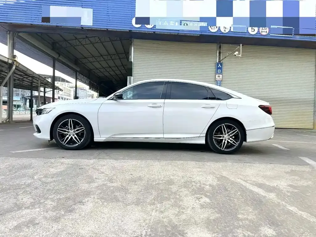 Honda Accord — фото 6