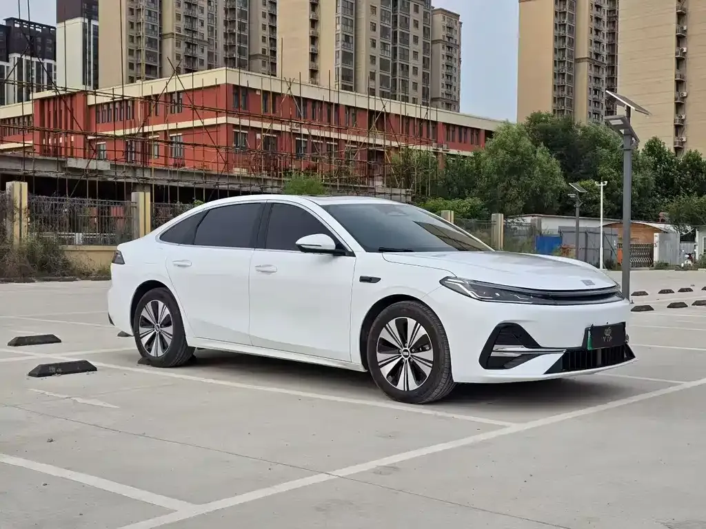 Geely 银河A7 EM 2025 из CN, фото 4