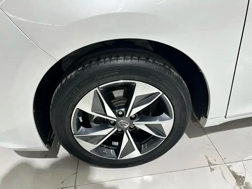 GAC Motor Trumpchi M6 — фото 8