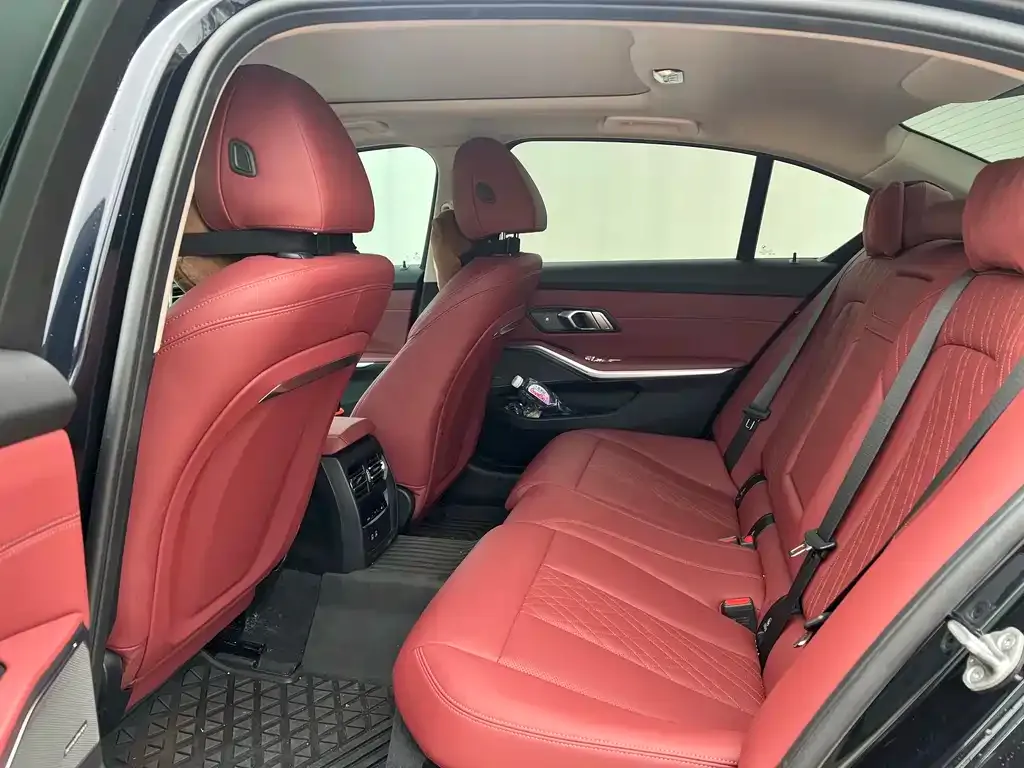 BMW i3 — фото 10