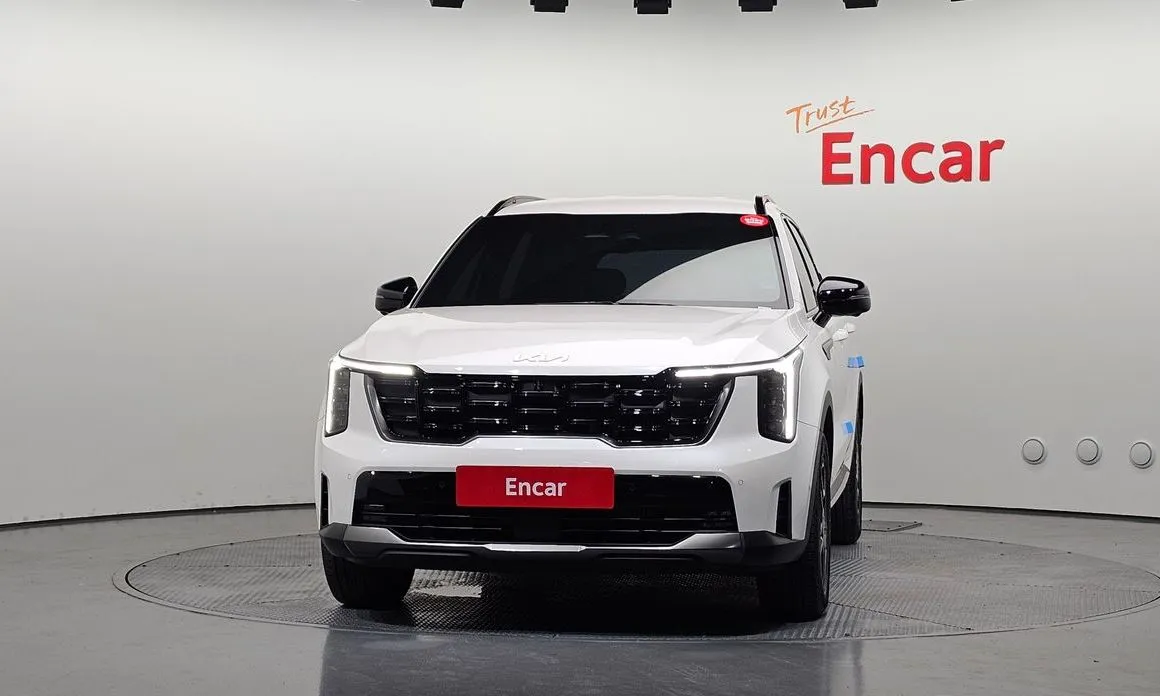 Kia Sorento — фото 6