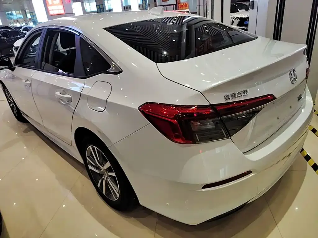 Honda Civic — фото 9