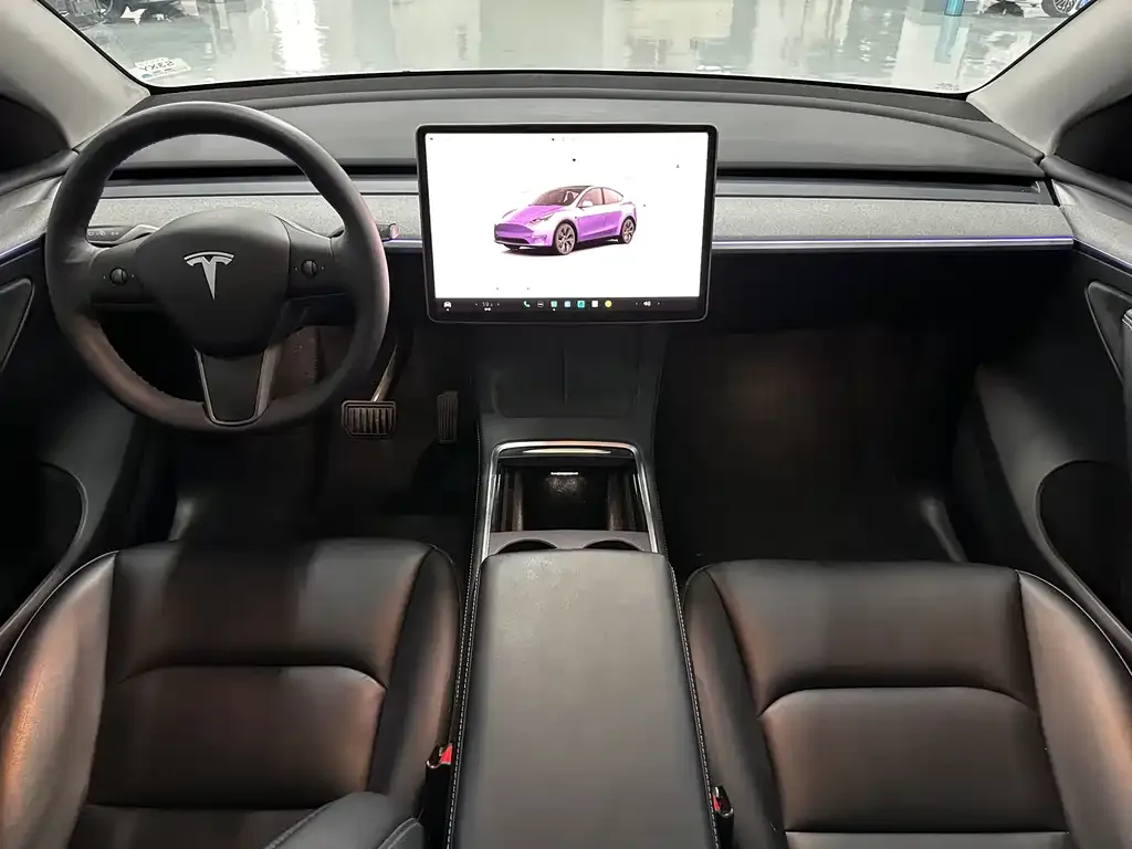 Tesla Model Y — фото 7