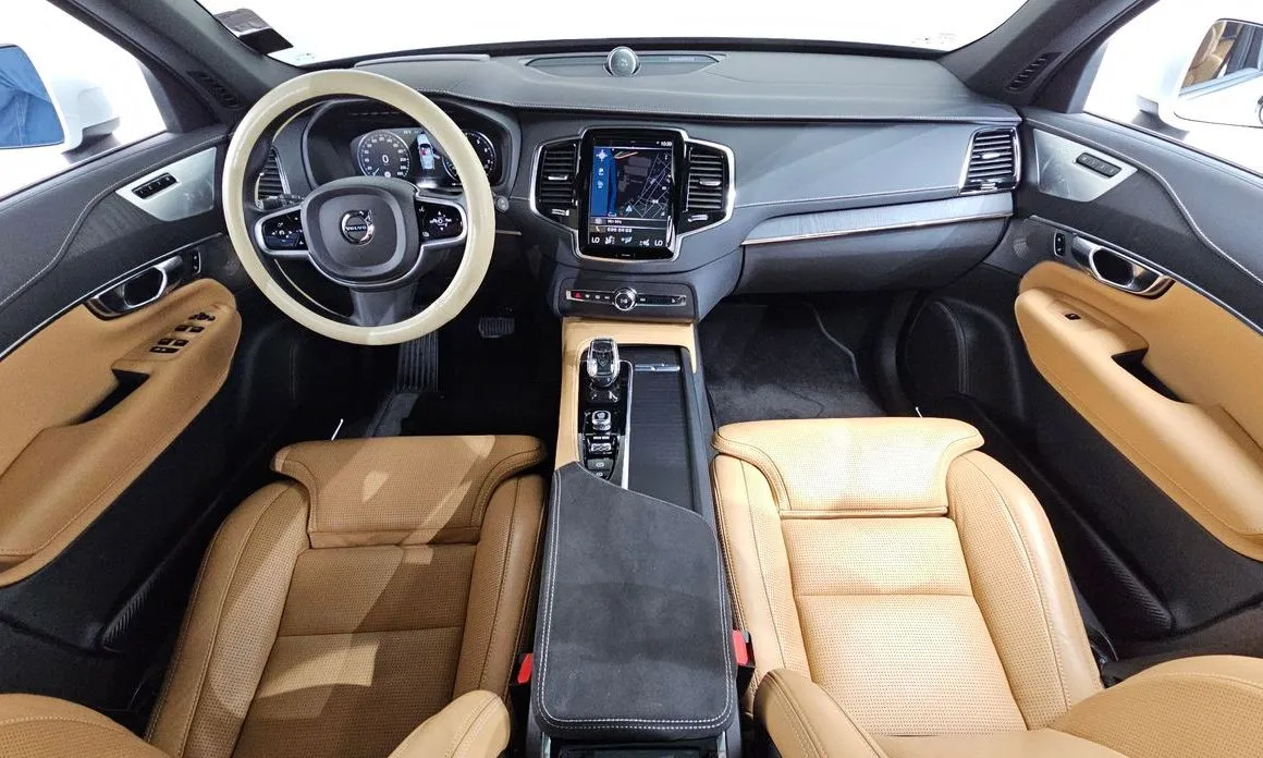 Volvo XC90 2021 из KR, фото 8