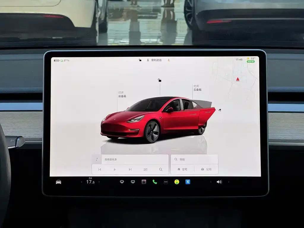 Tesla Model 3 — фото 2