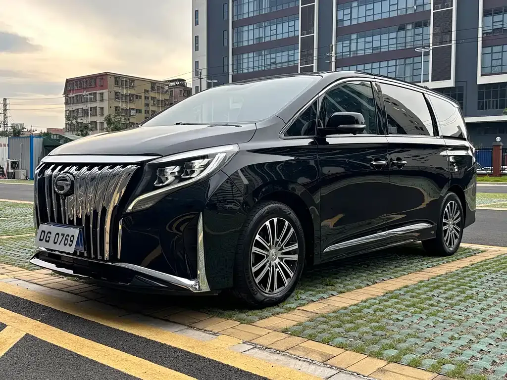 GAC Motor Trumpchi M8 — фото 1