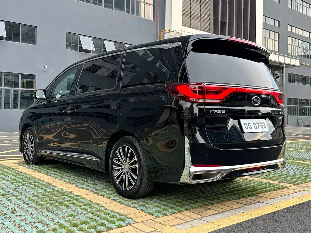 GAC Motor Trumpchi M8 — фото 9