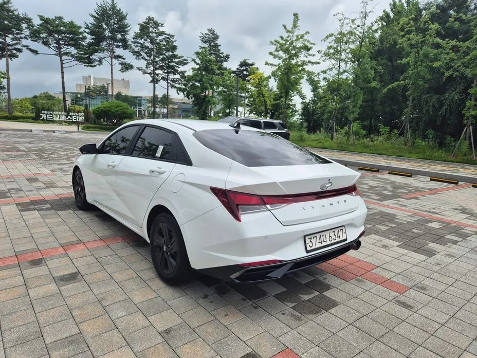 Hyundai AVANTE — фото 9
