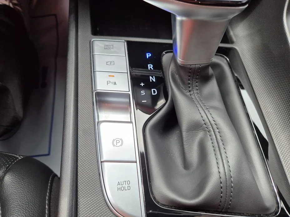 Hyundai AVANTE — фото 2